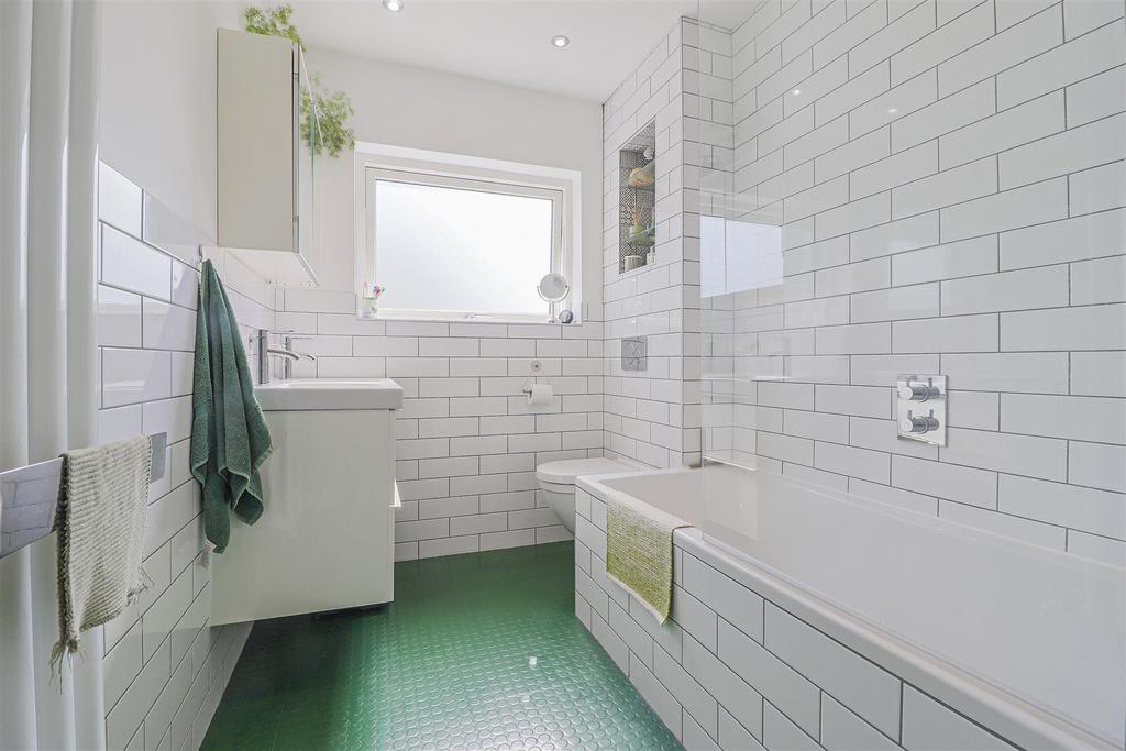 Family bathroom