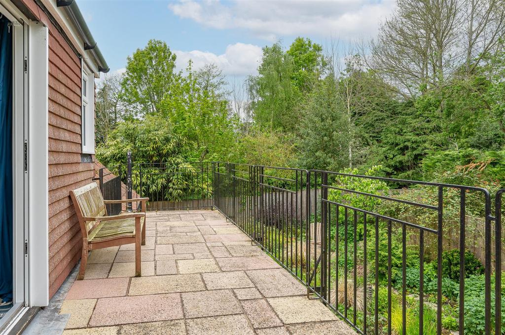 Claxton, York, YO60 7SD 4 bed detached bungalow £500,000