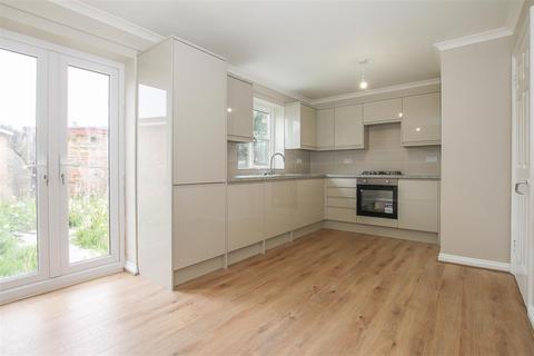 16a Fox Hatch, Kelvedon Hatch, Brentwood, CM15 0AR