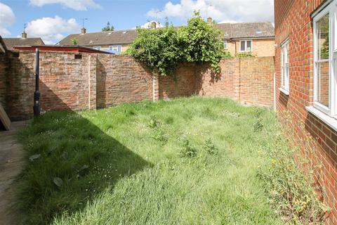 16a Fox Hatch, Kelvedon Hatch, Brentwood, CM15 0AR
