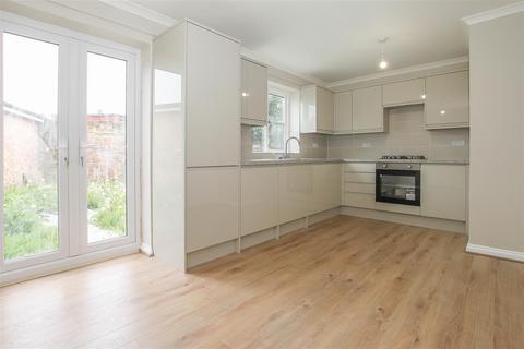 16a Fox Hatch, Kelvedon Hatch, Brentwood, CM15 0AR