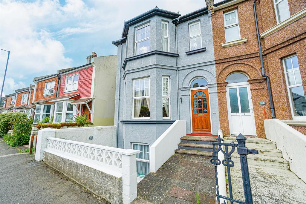 Newgate Road, St. LeonardsOnSea 5 bed semidetached house for sale
