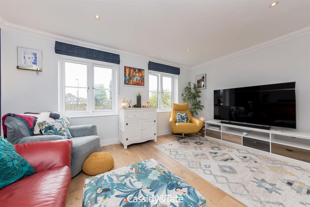 28 Pegasus Place 009.jpg