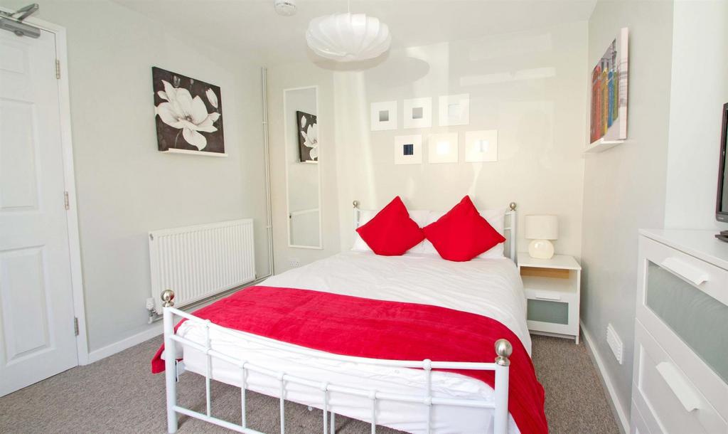Crossgates, Stevenage 1 bed in a house share £600 pcm (£138 pw)