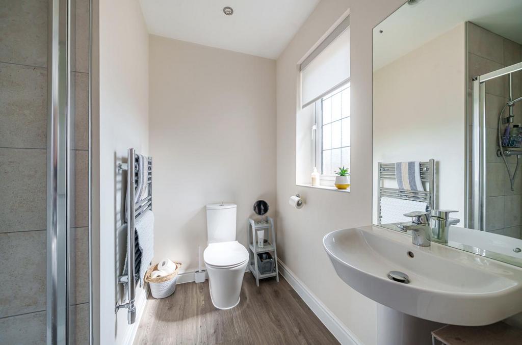 Ensuite
