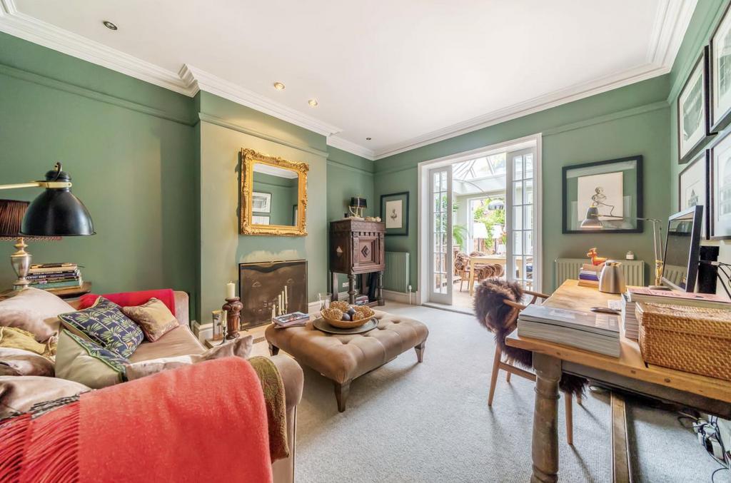 Family room / Study