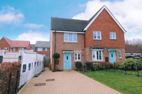 6 Abbotsbury Drive, Daventry, NN11 2LB