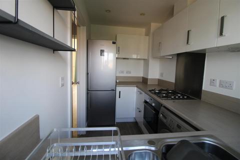 6 Abbotsbury Drive, Daventry, NN11 2LB