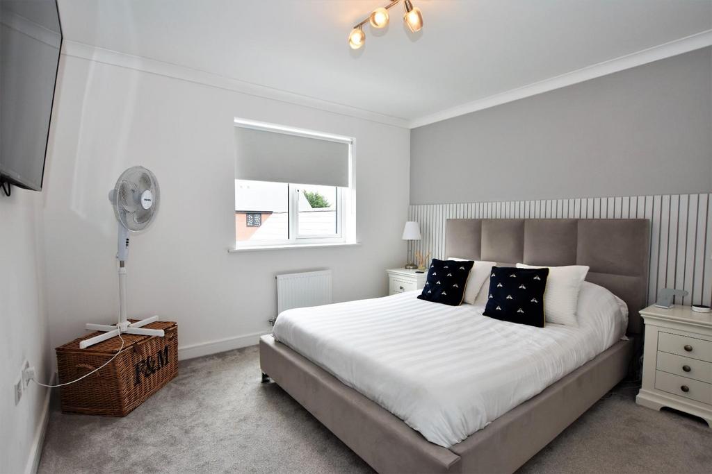 Bedroom One.JPG