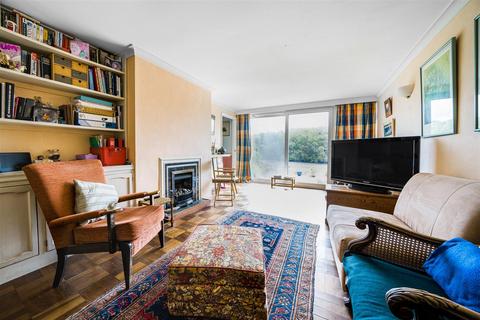 8 Bar Meadows, Malpas, Truro, TR1 1SS