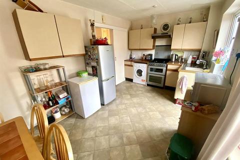 46 Daniel Street, Barry, CF63 1QX