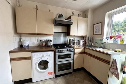 46 Daniel Street, Barry, CF63 1QX