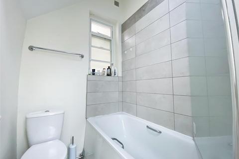 1 bedroom apartment to rent - Clarence Square, Brighton