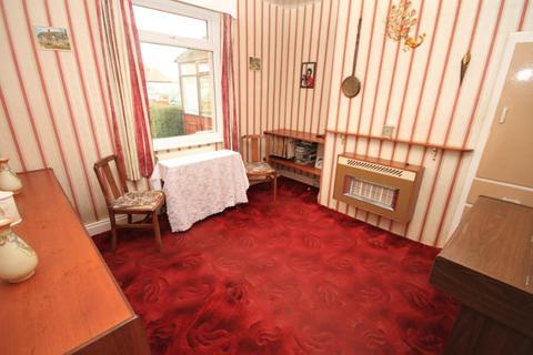 44 Leafield Avenue, Bradford, BD2 3SF
