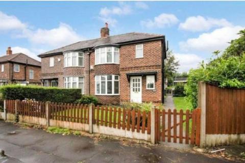 3 bedroom semi-detached house to rent, Kingsway, Manchester