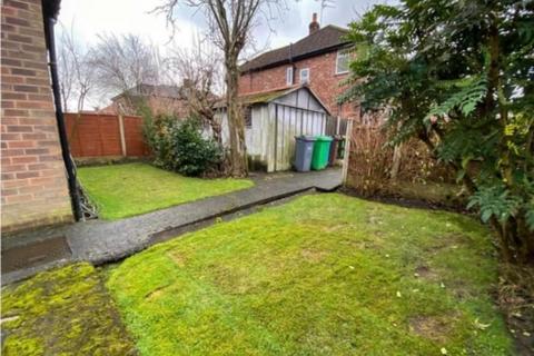 3 bedroom semi-detached house to rent, Kingsway, Manchester