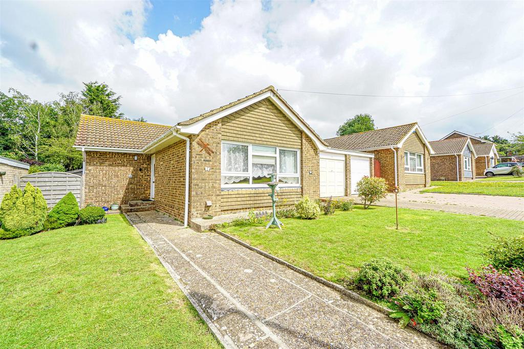 Rowan Close, St. LeonardsOnSea 2 bed detached bungalow for sale £