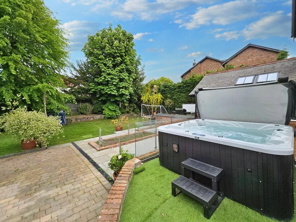 Jacuzzi Area