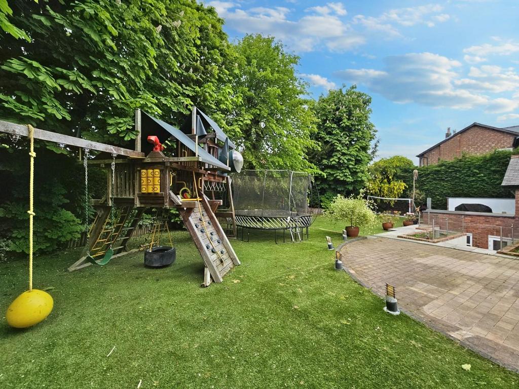 Garden Aspect 1