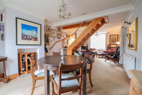 1 Spencers Road, Horsham, RH12 2JQ