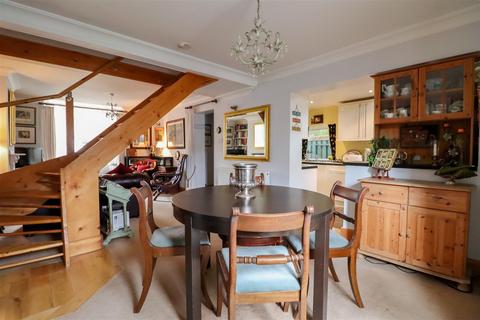 1 Spencers Road, Horsham, RH12 2JQ