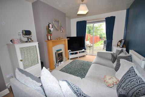 3 bedroom semi-detached house for sale - Foxgrove Avenue, Kingsthorpe, Northampton
