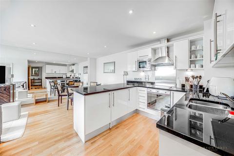 3 bedroom flat for sale, Romney House, 47 Marsham Street, Westminster, London, SW1P