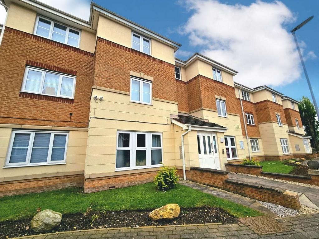Town Lands Close, Wombwell, Barnsley 2 bed flat for sale £60,000
