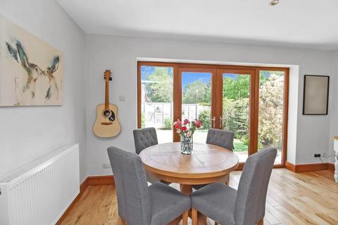 2 Gables Court, Dishforth, Thirsk, YO7 3LT