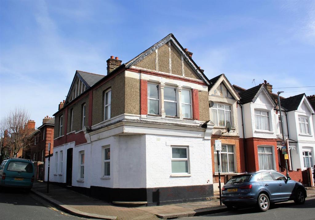 Chertsey Street, Tooting 2 bed property £1,700 pcm (£392 pw)