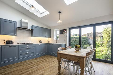 26 Main Avenue, Totley Rise, Sheffield, S17 4FG