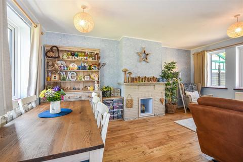 40 Bere Hill, Whitchurch, RG28 7EJ