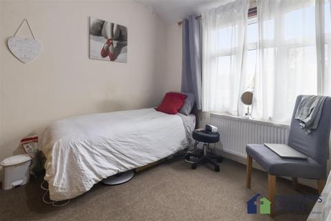 21 Montpelier Road, London, N3 2ER