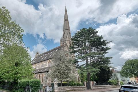 Flat 2, 31 Sansome Walk, Worcester, WR1 1NU