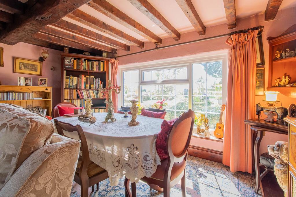 Lounge / Dining Room