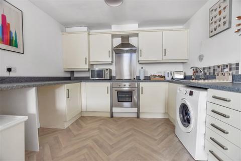 2 bedroom flat for sale, Gilbert House, Old Coach Road, Runcorn