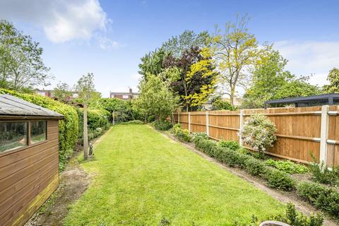91 Greenfield Gardens, London, NW2 1HU
