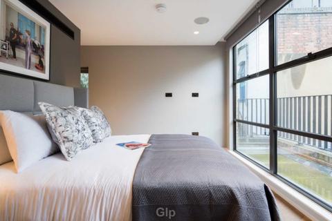 2 bedroom flat for sale - Bateman Street, London