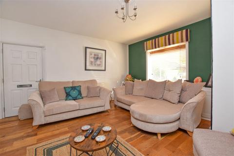 3 bedroom end of terrace house for sale, Main Street, Halton Village