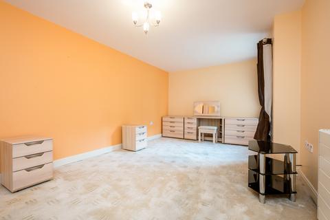 1 bedroom flat for sale, Heyeswood, Haydock, St Helens, WA11