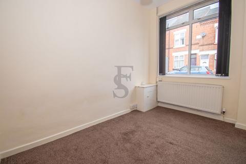 38 Pool Road, Leicester, LE3 9GD