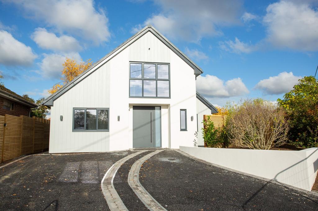 Mill Road, Wingham Well, CT3 4 bed detached house for sale £850,000