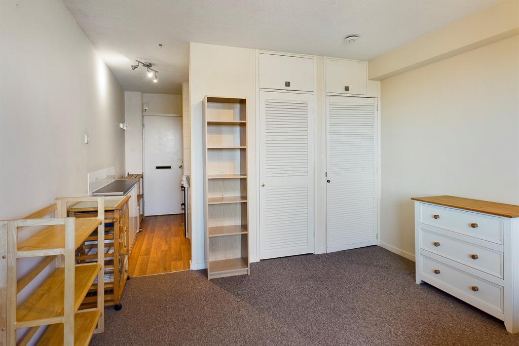 CAM00227 P1-PR0498-STILL04 (Custom)