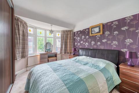 63 Drummond Drive, Stanmore, HA7 3PH