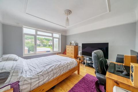 63 Drummond Drive, Stanmore, HA7 3PH