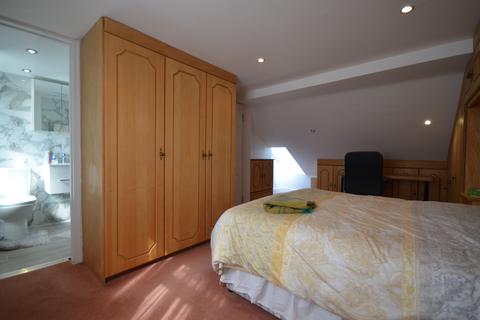 59 Ivanhoe Drive, Harrow, HA3 8QR