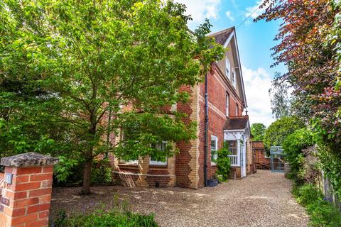 53 Albert Road, Caversham, Reading, RG4 7AW