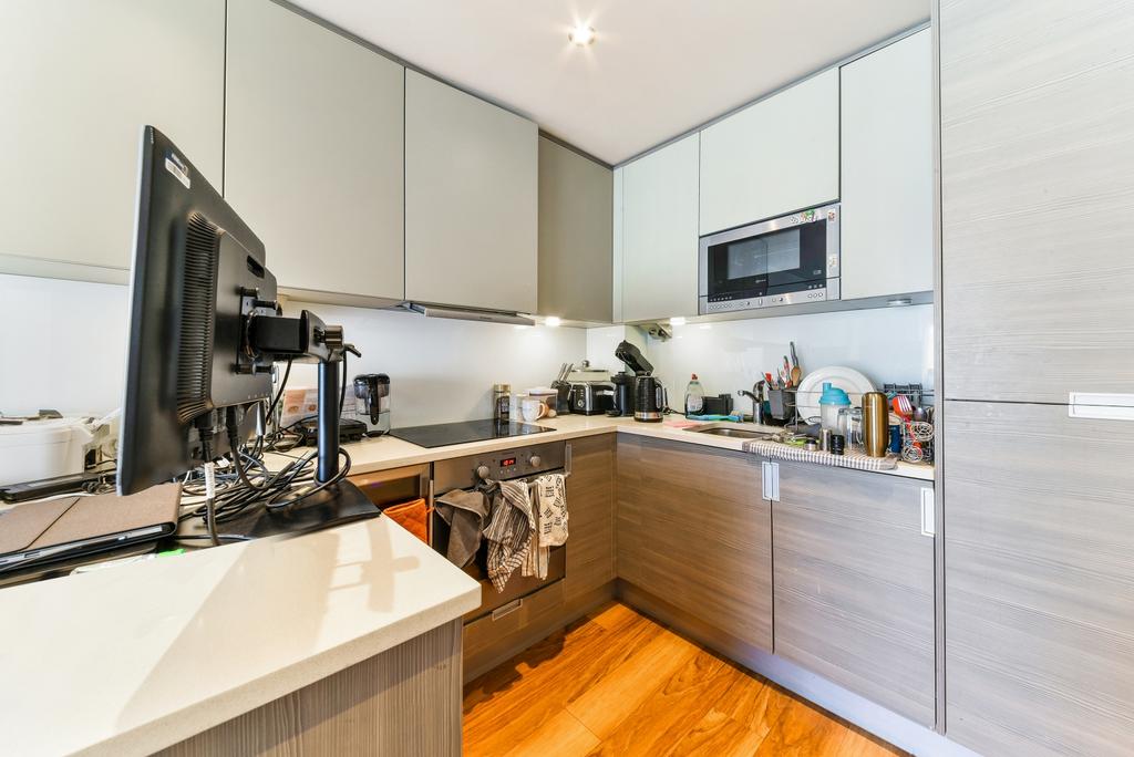 Kitchen - Curtiss Ho