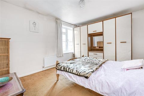 7 Dunston Road, London, SW11 5QU