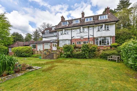 1 bedroom flat for sale, Tower Road, Hindhead, Surrey